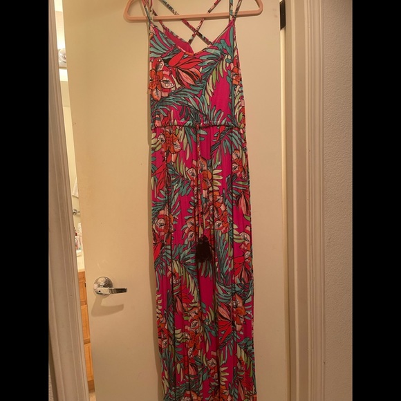Spense Dresses & Skirts - Floral Maxi Dress